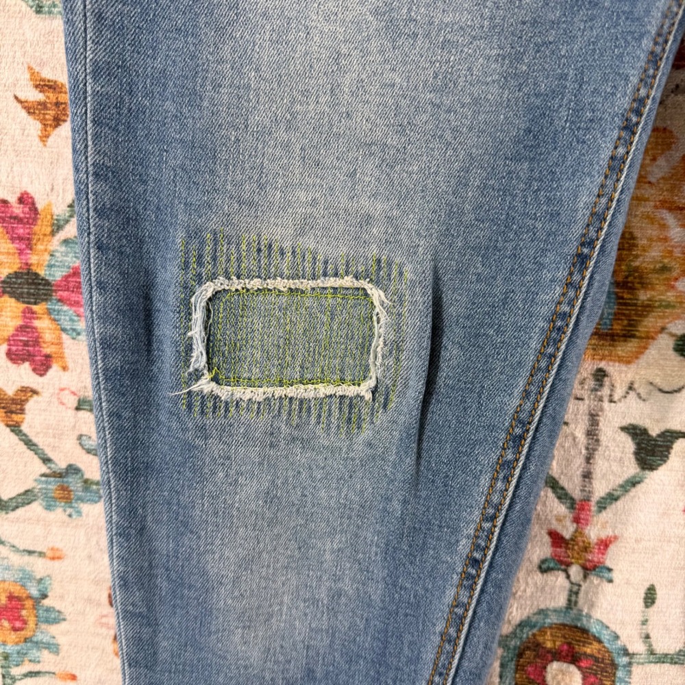 Desigual Maternity Jeans Light Wash Embroidered Patchwork Mirror Detail Boho - Picture 4 of 15